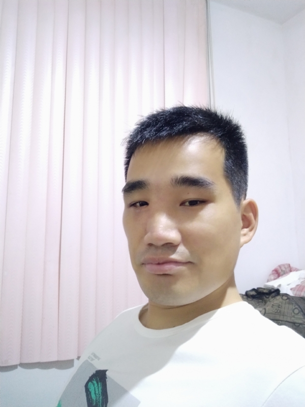 大男孩的第一张照片--南平婚介网