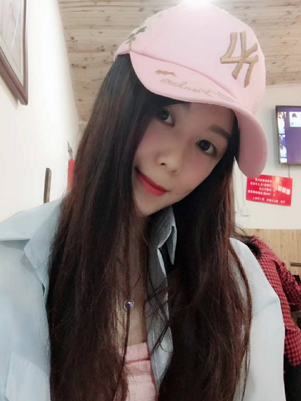 丹丹的第三张照片--南平婚介网