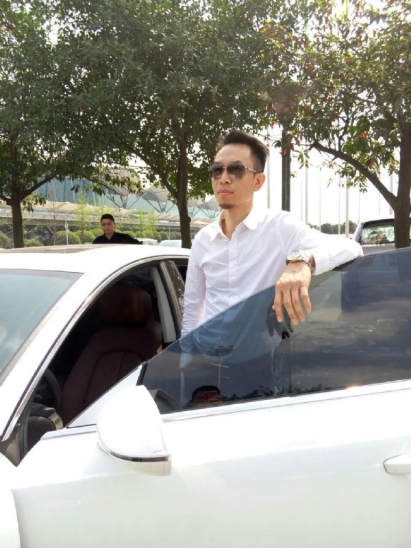 杨岳的第一张照片--南平婚介网