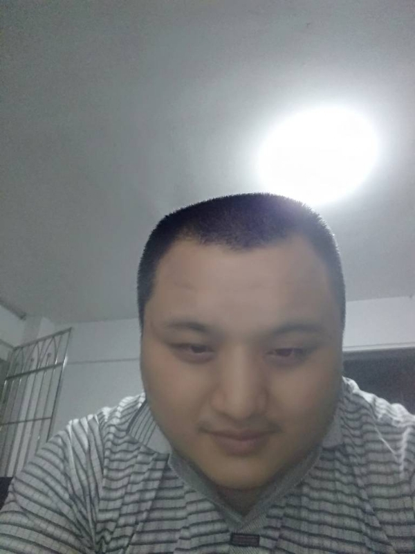 我在机场等艘船的第一张照片--南平婚介网
