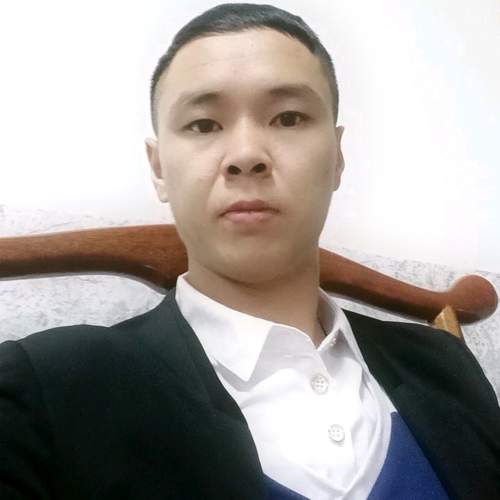 冷漠的第一张照片--南平婚介网