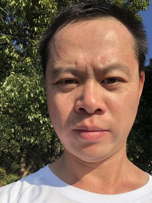 猩猩巨呃的第四张照片--南平婚介网