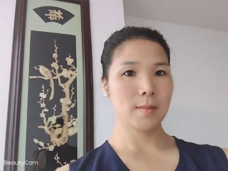 微笑的第一张照片--南平婚介网