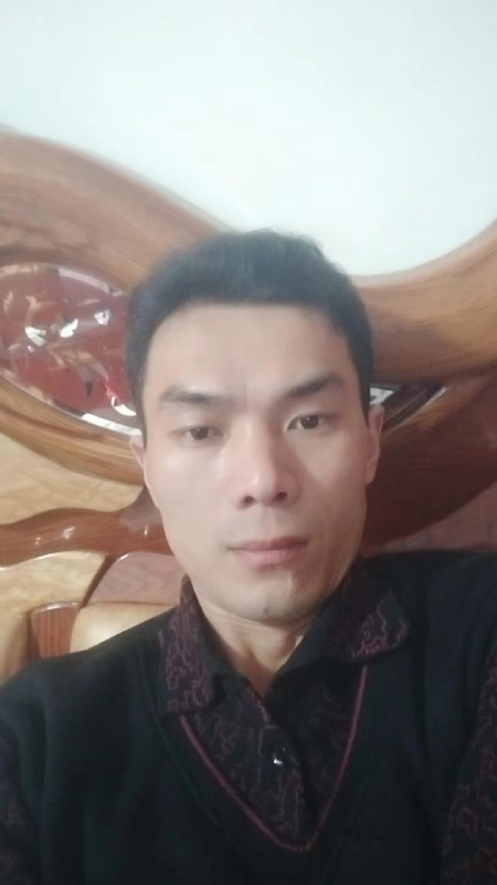 错把真心喂了狗的第四张照片--南平婚介网