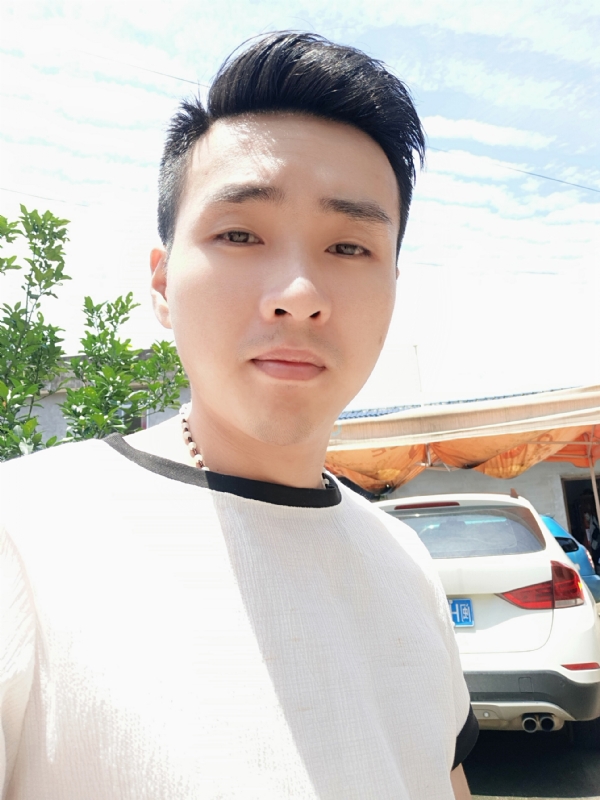 人间烟火的第一张照片--南平婚介网
