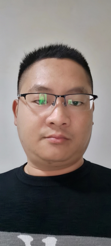 龙逍遥的第一张照片--南平婚介网