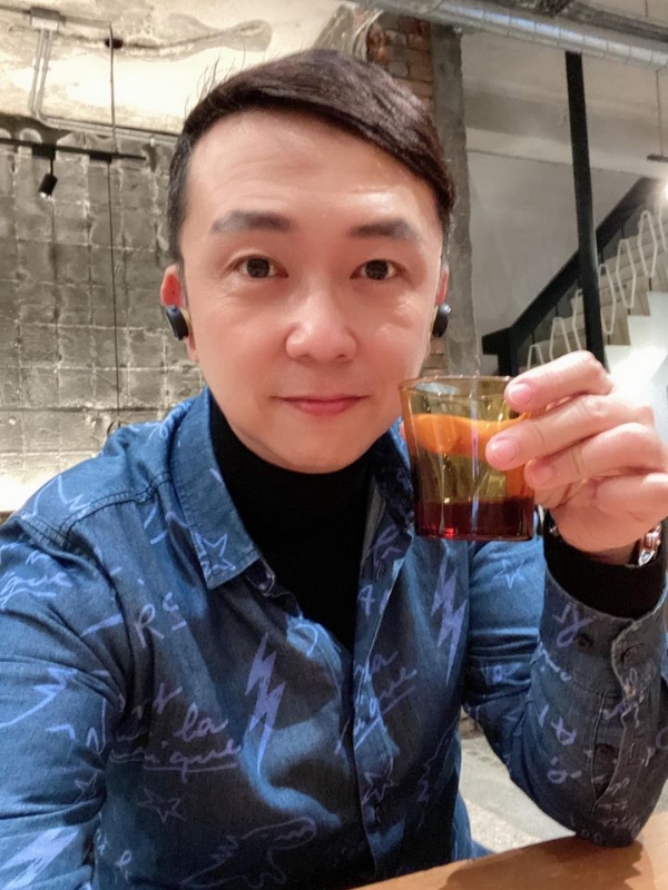 陈道明的第二张照片--南平婚介网