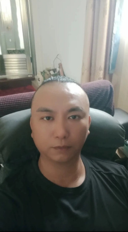 施逸森的第一张照片--南平婚介网