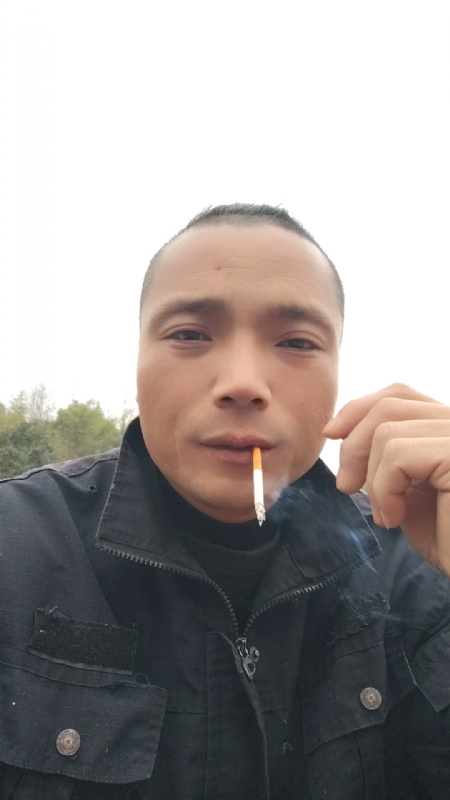 伯爵的第一张照片--南平婚介网