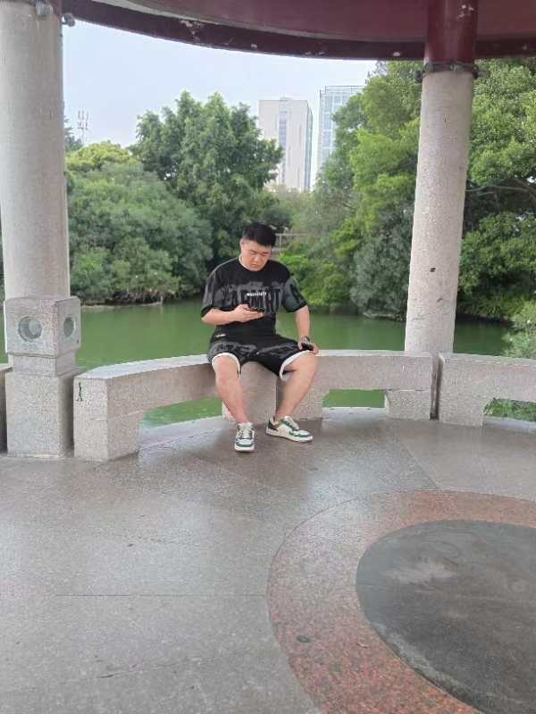 不善挽留的第二张照片--南平婚介网