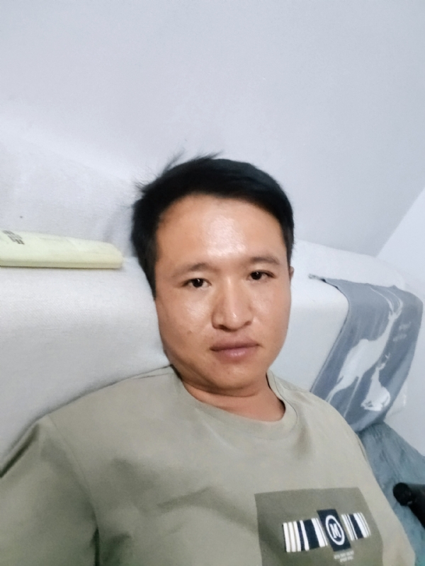 陌生人的第三张照片--南平婚介网
