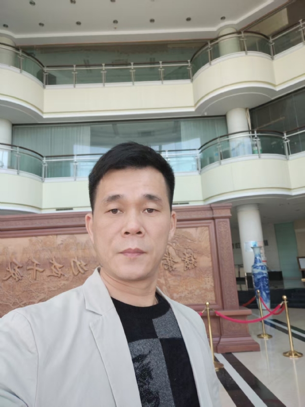 不忘初心的第二张照片--南平婚介网