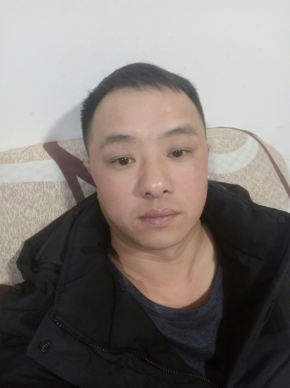 辉荣的第一张照片--南平婚介网